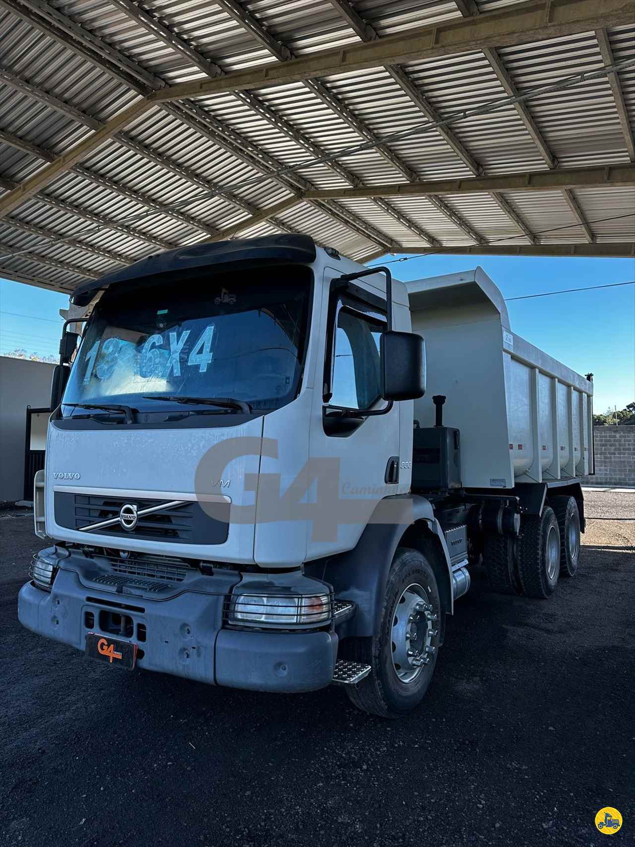 CAMINHAO VOLVO VOLVO VM 330 Caçamba Basculante Truck 6x4 G4 Caminhões CAMPO LARGO PARANÁ PR